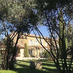 fontaine-des-magnarelles.fr-provencehotel.com/